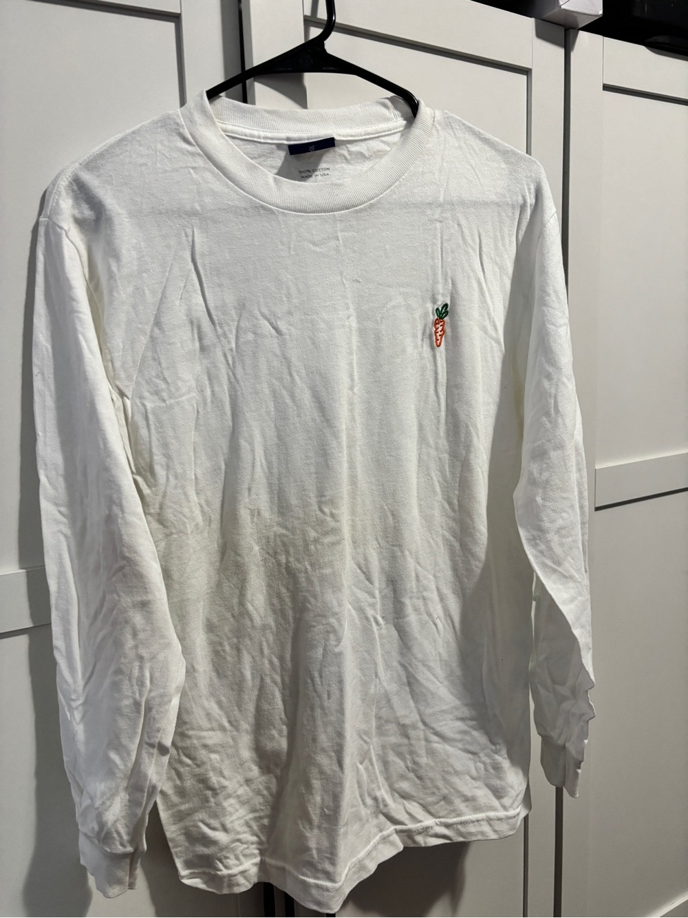 Carrots Men's White Long-Sleeve Crewneck Shirt with Carrot Chest Embroidery
